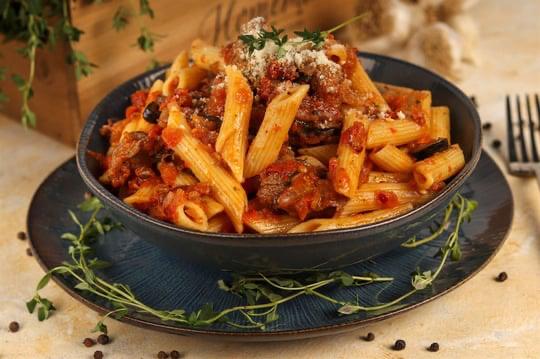 PENNE ALLA ARABiATTA